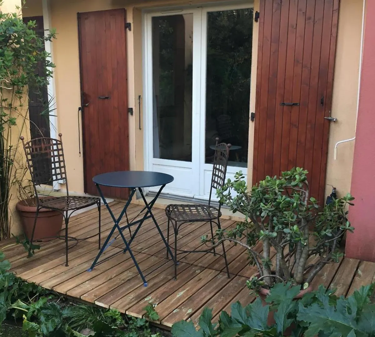 Ferienwohnung Quiet Flat With Private Garden Vallauris Frankreich
